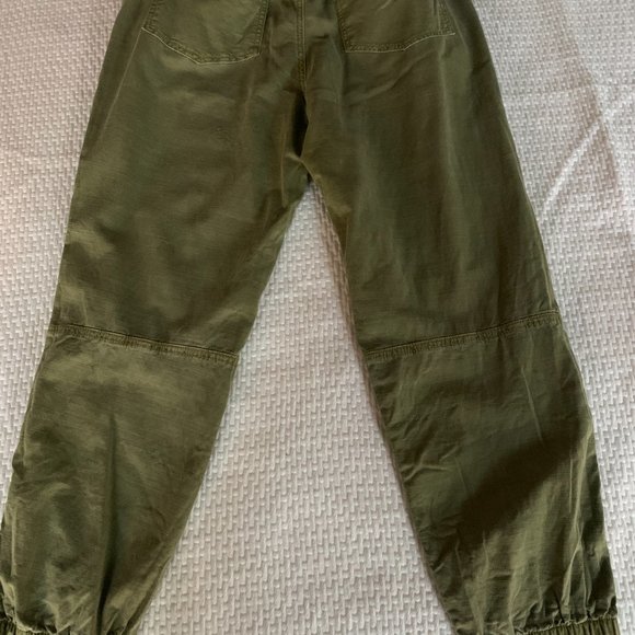 NWOT Gap Khaki Joggers Pants, Moss Green, sz 10 - Picture 5 of 9